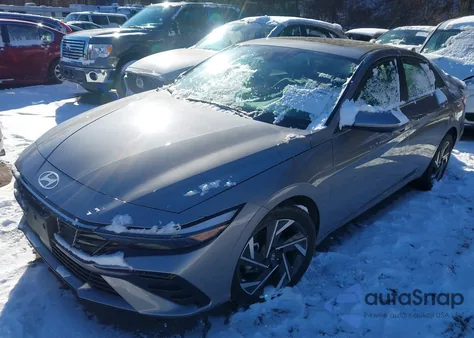 2025 Hyundai Elantra Sel Convenience z USA, uszkodzony, nr VIN KMHLS4DG2SU928437